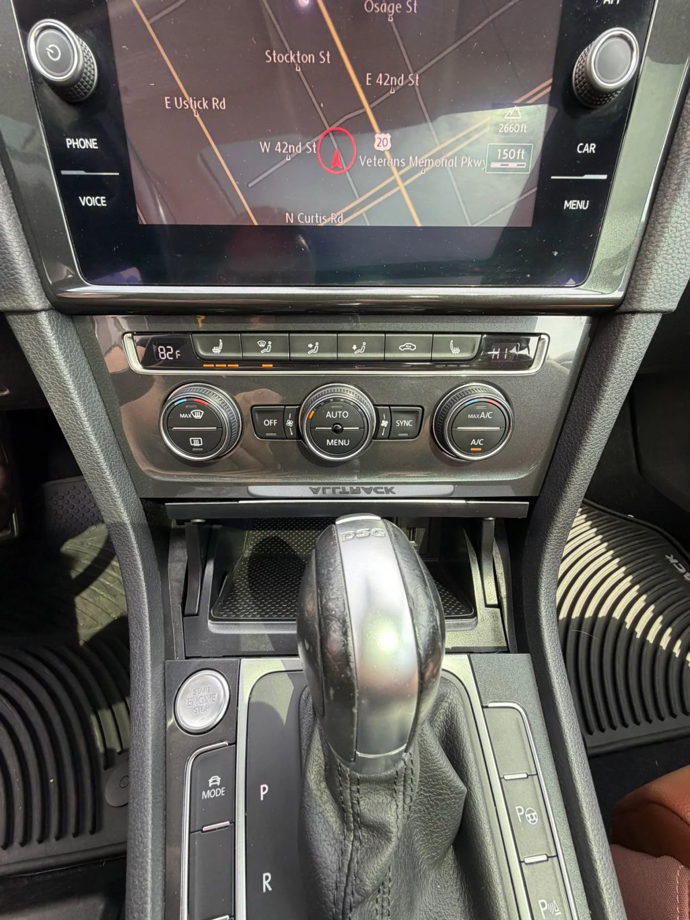 Used 2018 Volkswagen Golf Alltrack SEL image 24