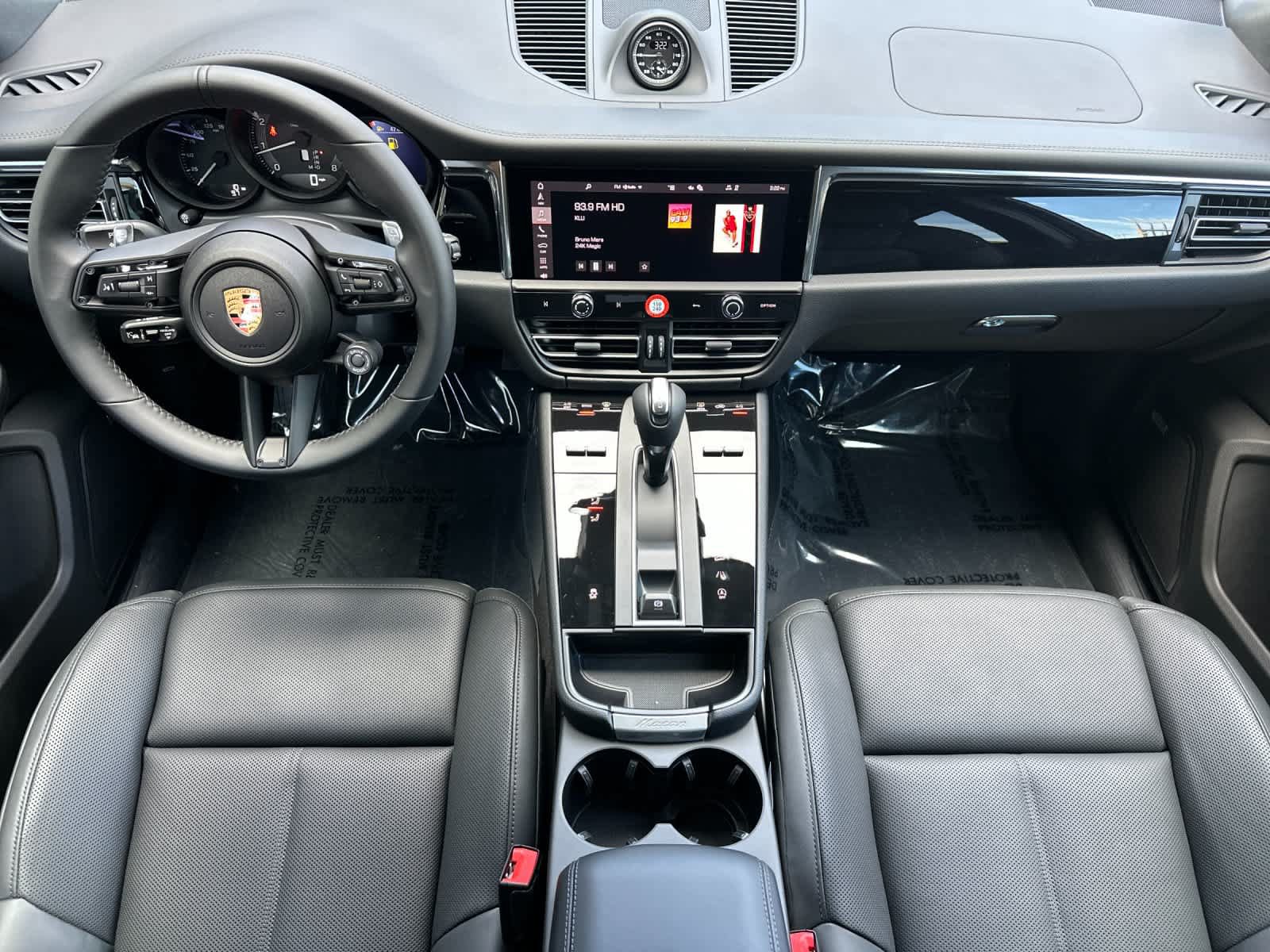 New 2026 Porsche Macan AWD/4WD image 6