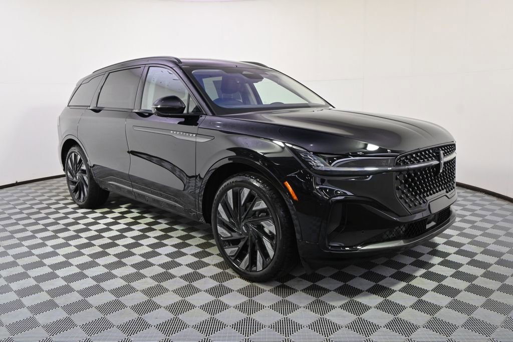 New 2026 Lincoln Nautilus Reserve w/ Jet Appearance Package image 6