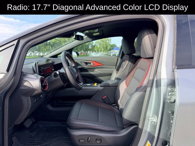 Used 2026 Chevrolet Equinox EV RS FWD image 8