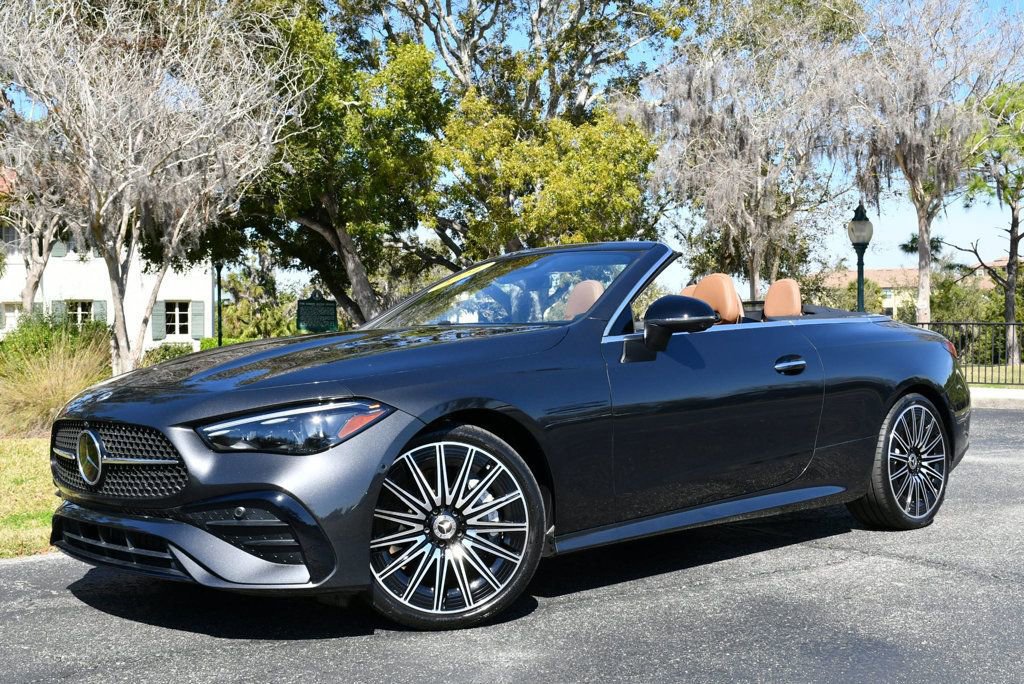 Used 2024 Mercedes-Benz CLE 450 4MATIC Cabriolet image 21