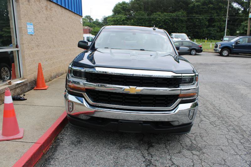 Used 2019 Chevrolet Silverado 1500 LT w/ All Star Edition AWD/4WD image 2