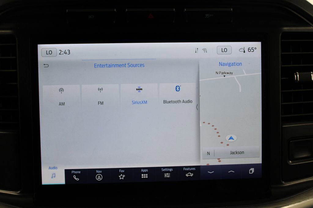 Used 2023 Ford F150 Lariat image 27