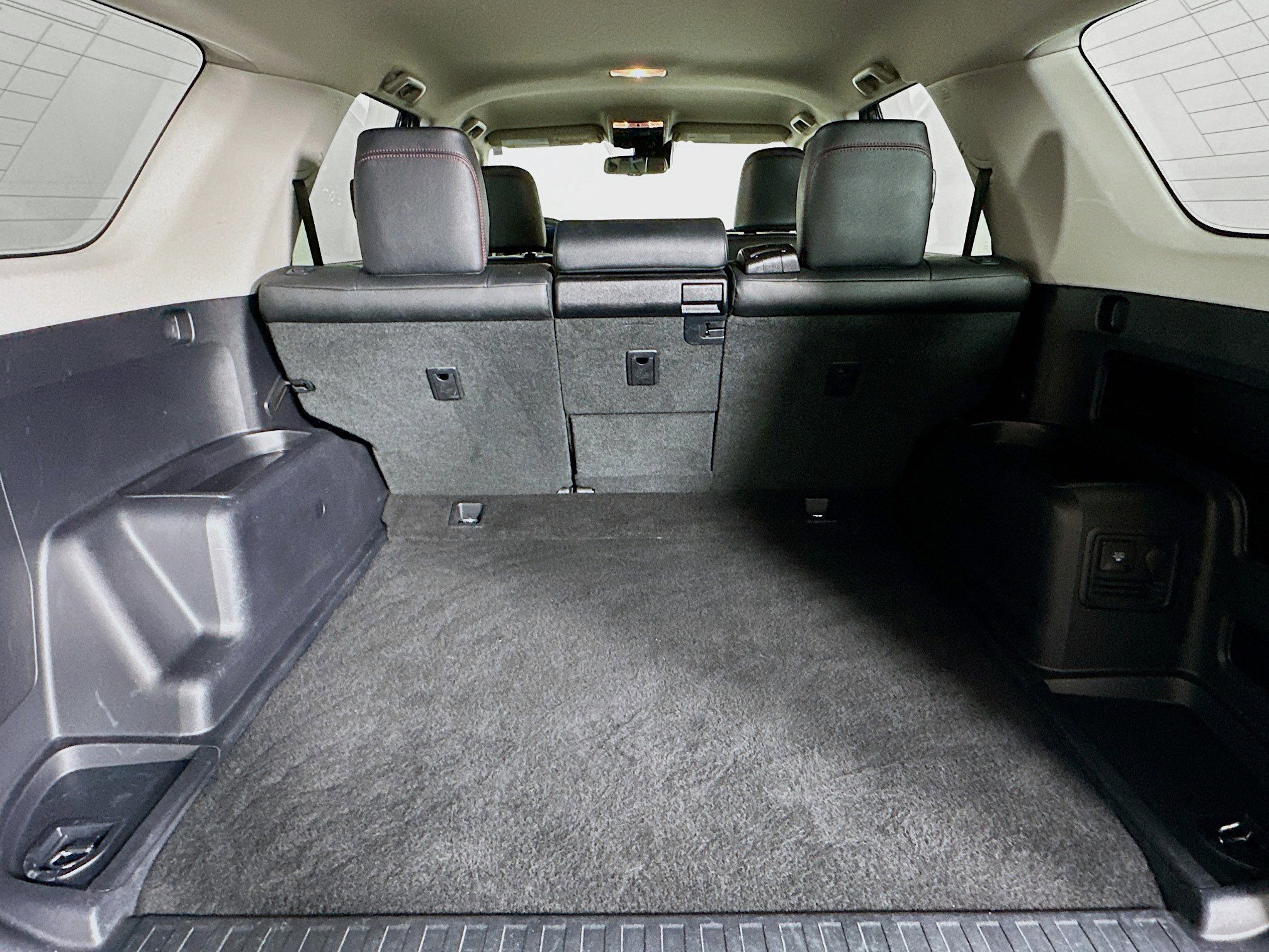 Used 2024 Toyota 4Runner TRD Off-Road Premium image 30