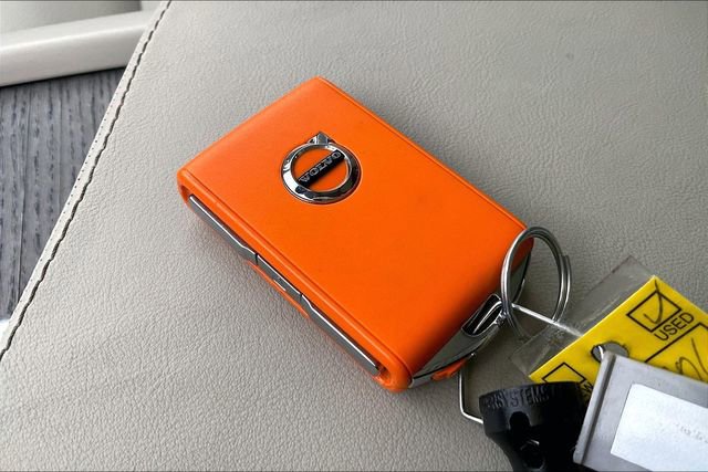 Used 2024 Volvo XC90 B6 Plus w/ Protection Package Premier image 10