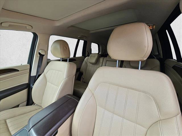 Used 2018 Mercedes-Benz GLS 450 4MATIC image 12