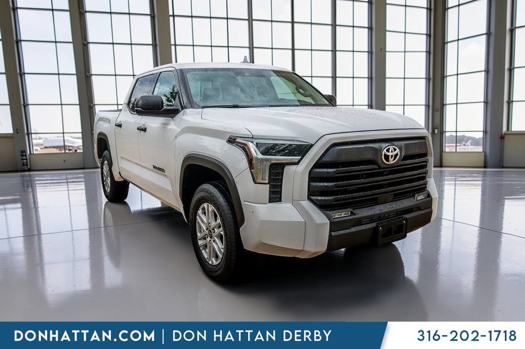 Used 2022 Toyota Tundra SR5 AWD/4WD image 31