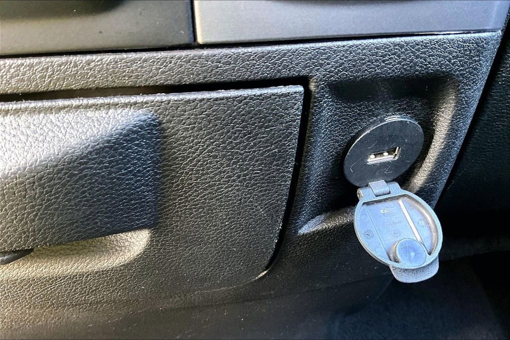 Used 2024 RAM 1500 Classic SLT image 15