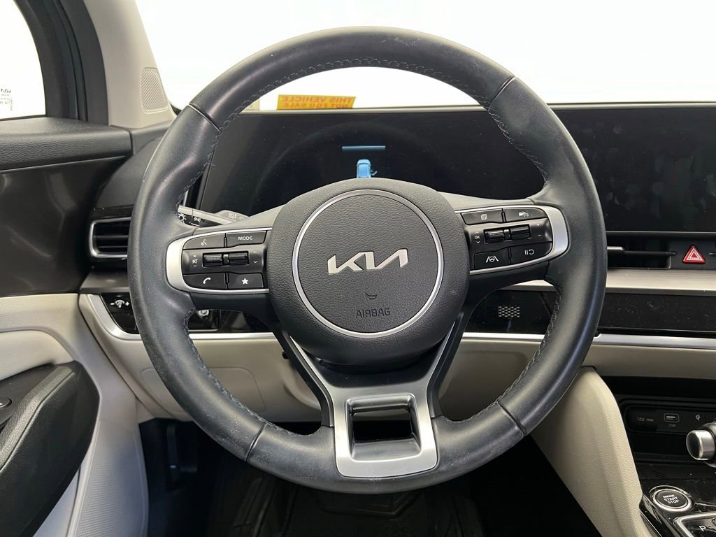 Used 2023 Kia Sportage EX FWD image 16