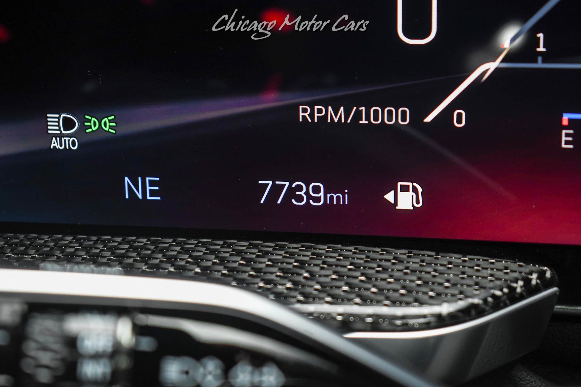 Used 2025 Cadillac Escalade V image 14