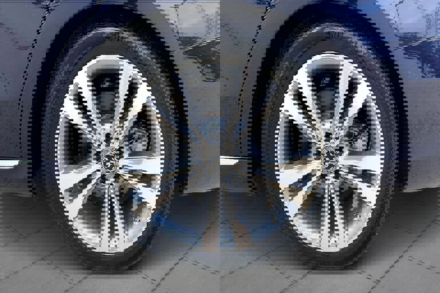 Used 2018 Mercedes-Benz C 300 Sedan image 11