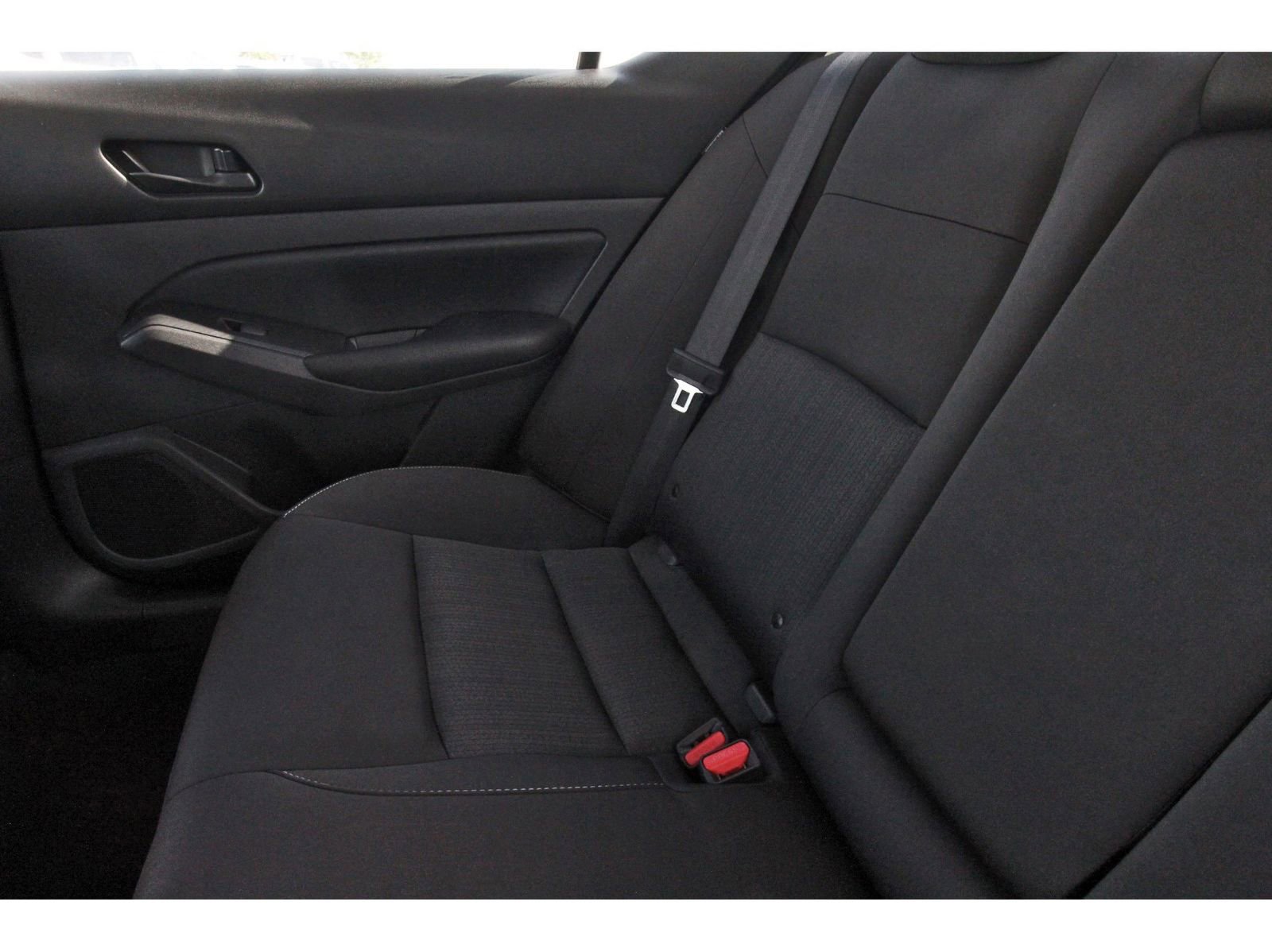 Used 2024 Nissan Altima 2.5 S FWD image 14