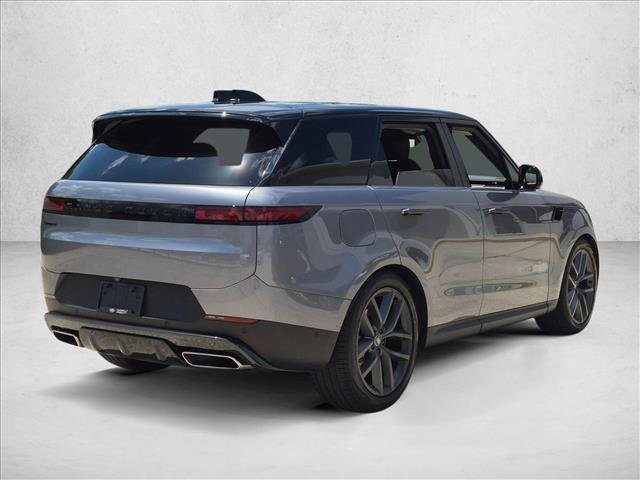 Used 2024 Land Rover Range Rover Sport SE AWD/4WD image 5