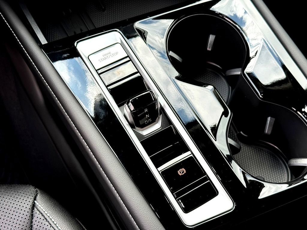 New 2026 Volkswagen Atlas SE FWD image 14