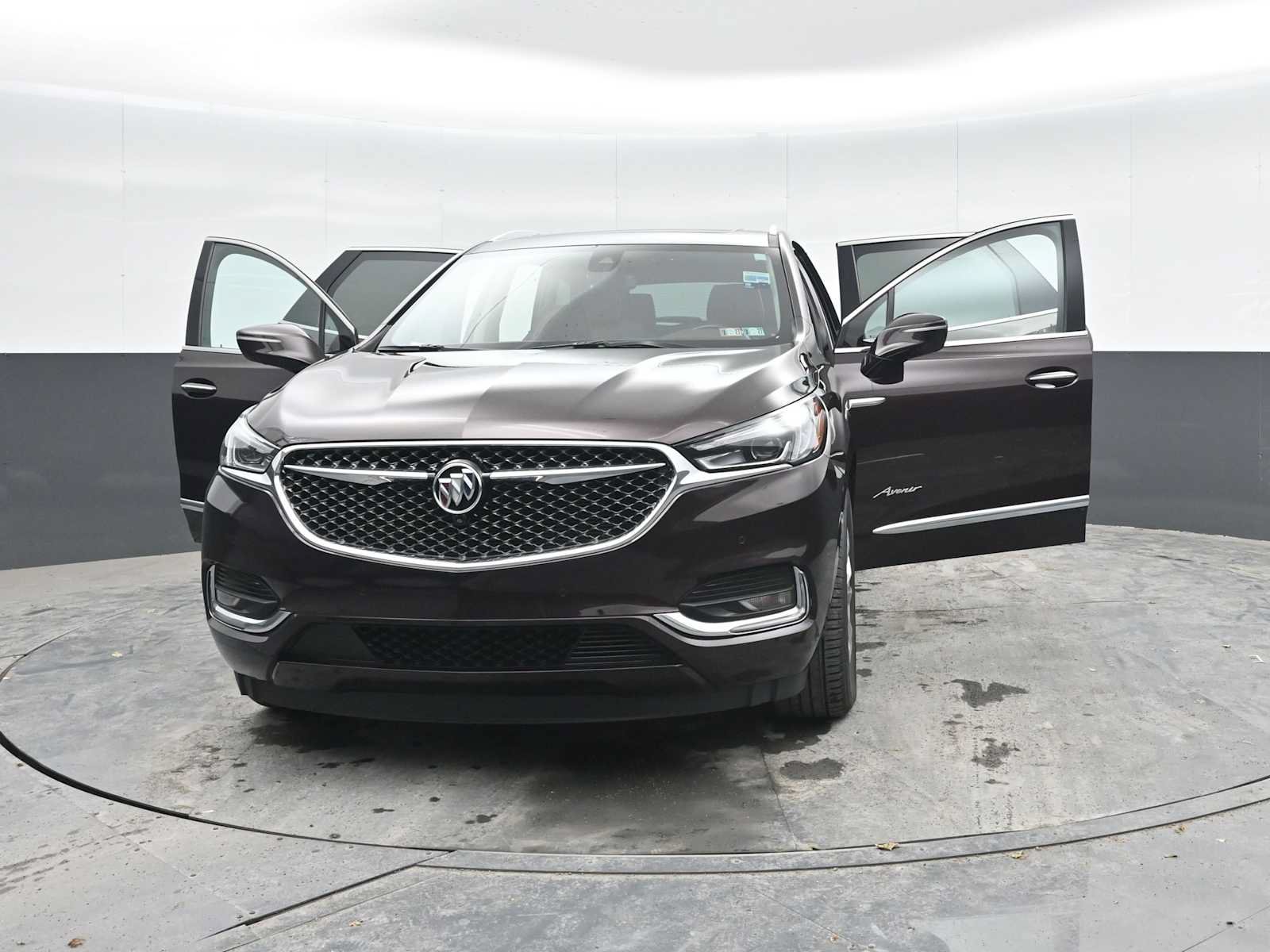 Used 2020 Buick Enclave Avenir w/ Avenir Technology Package AWD/4WD image 59