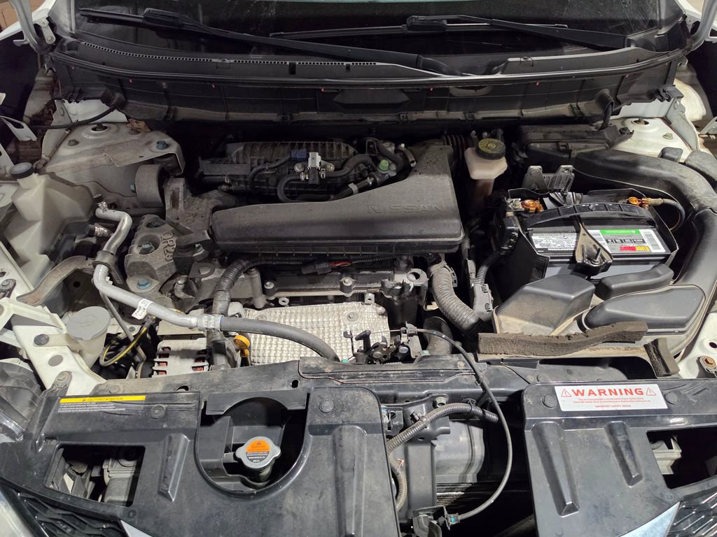 Used 2015 Nissan Rogue SV AWD/4WD image 8