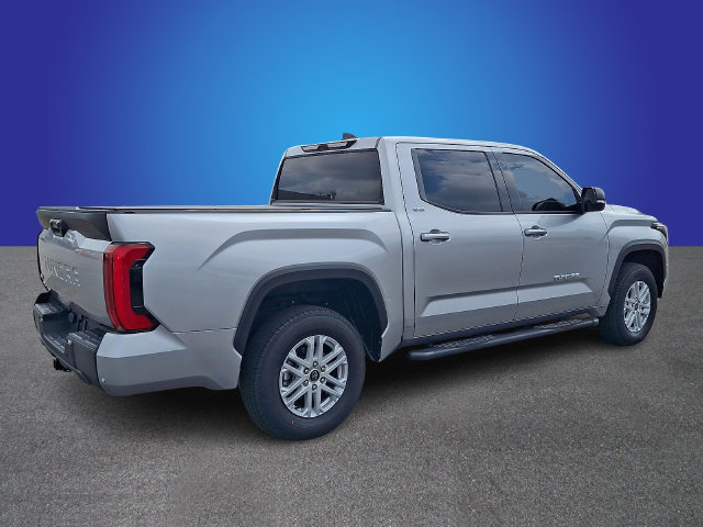 Used 2023 Toyota Tundra SR5 w/ SR5 Premium Package AWD/4WD image 5
