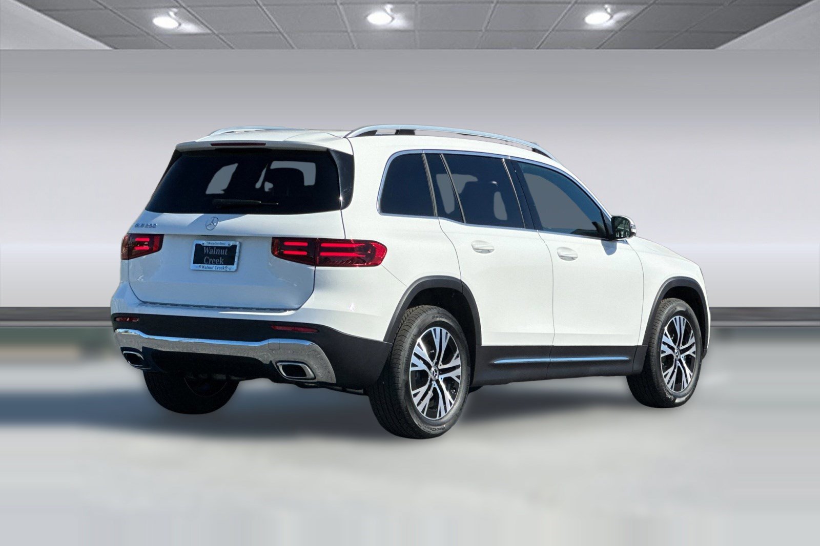 New 2026 Mercedes-Benz GLB 250 image 8