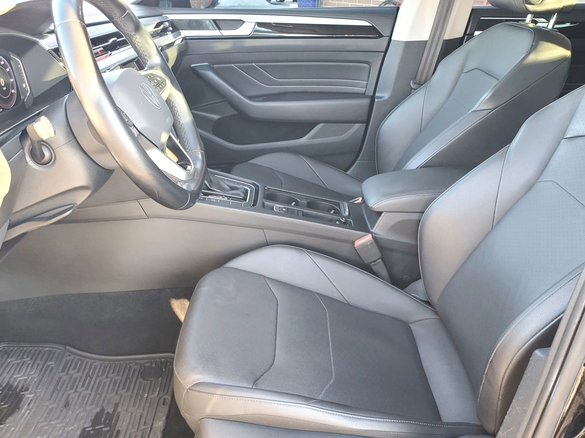 Used 2021 Volkswagen Arteon SE FWD image 10