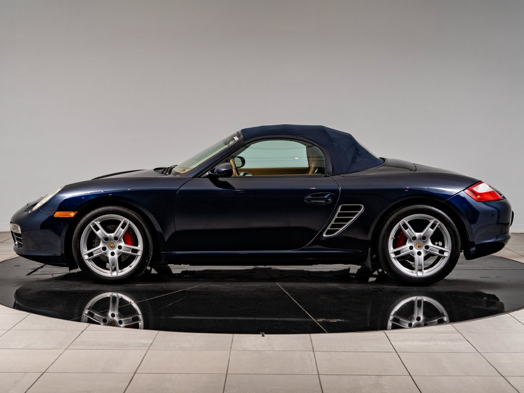 Used 2007 Porsche Boxster S RWD image 2