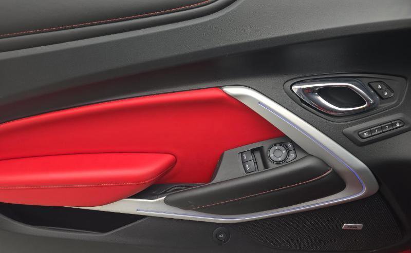 Used 2016 Chevrolet Camaro SS image 7