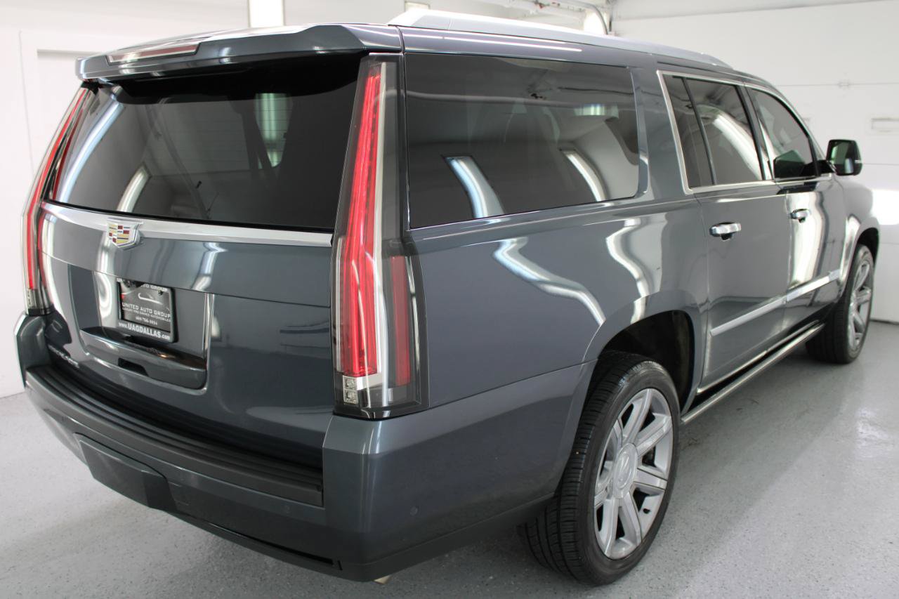 Used 2019 Cadillac Escalade ESV Premium Luxury AWD/4WD image 9