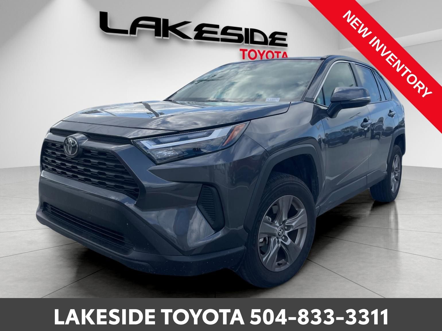 Used 2025 Toyota RAV4 XLE video 3
