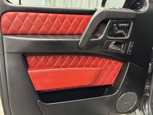 Used 2016 Mercedes-Benz G 63 AMG 4MATIC image 32