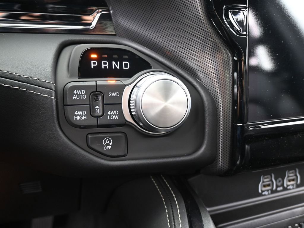 Used 2026 RAM 1500 Limited AWD/4WD image 24