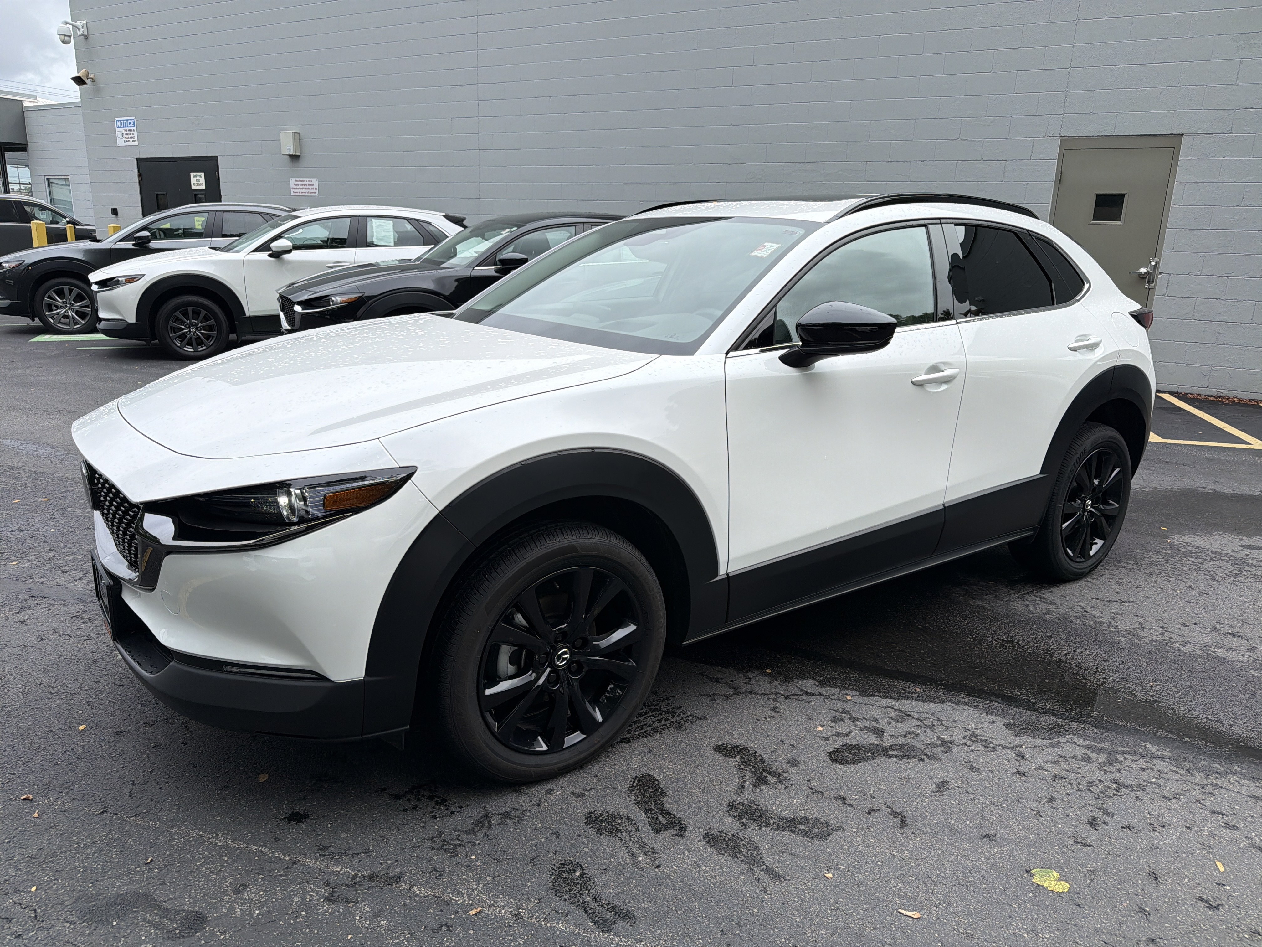 Certified 2025 MAZDA CX-30 2.5 Turbo w/ Premium Package AWD/4WD image 4