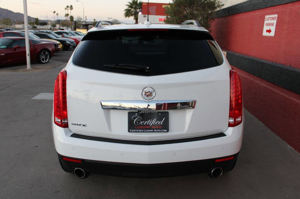 Used 2015 Cadillac SRX Luxury image 4