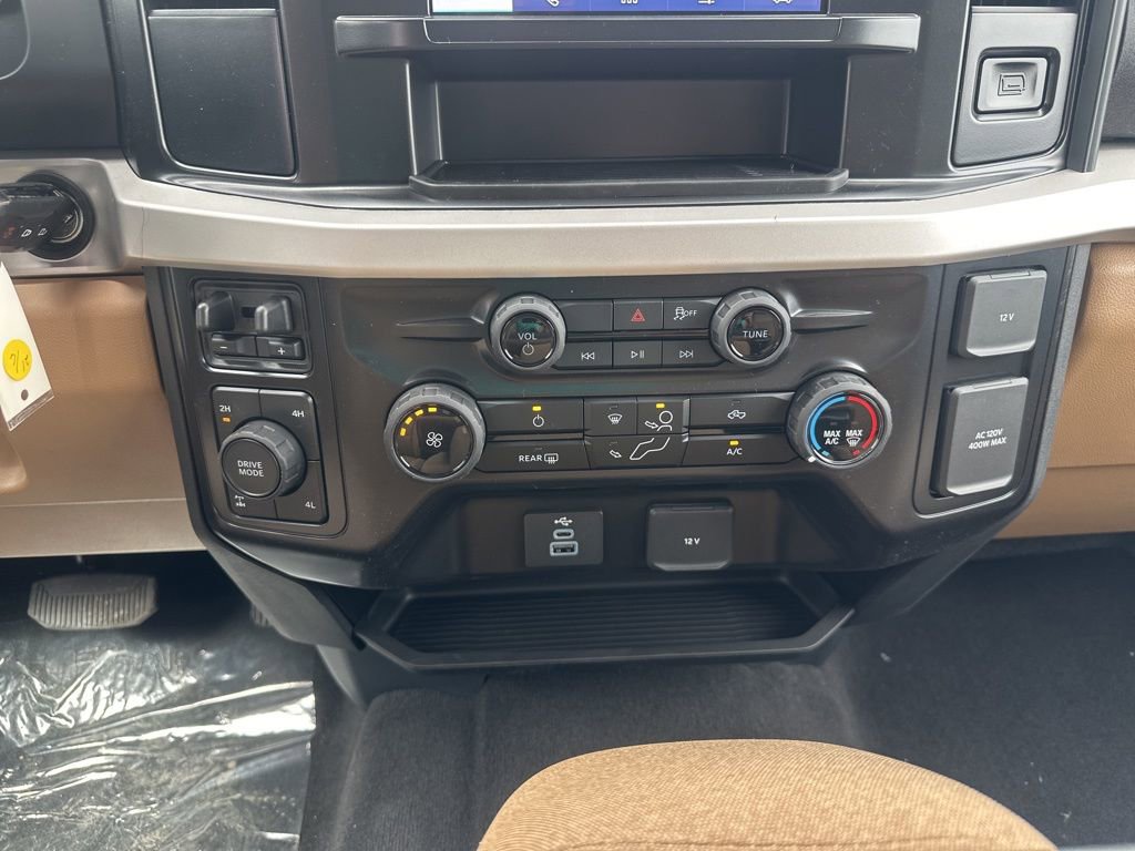 New 2026 Ford F250 XLT image 21