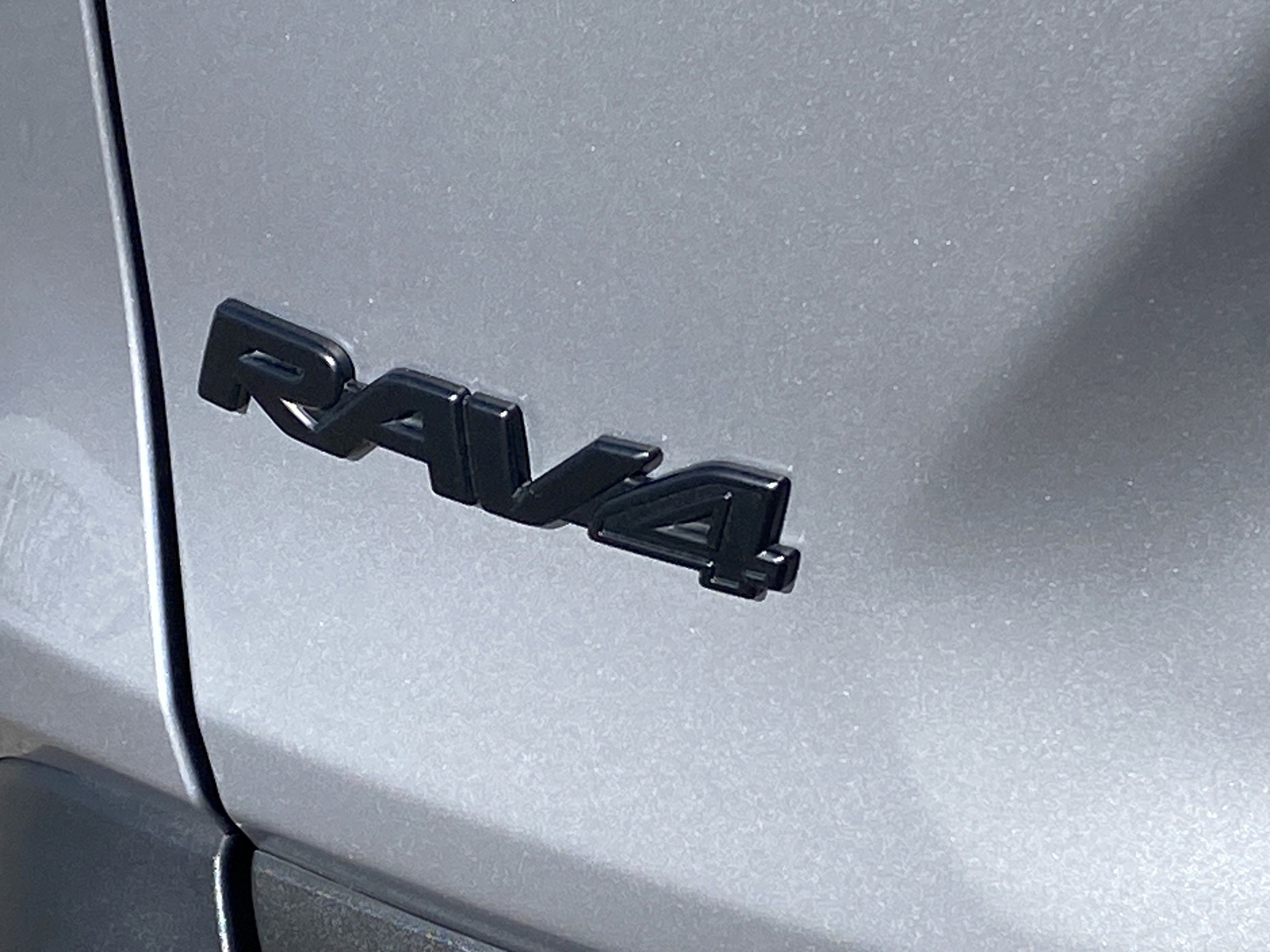 Used 2022 Toyota RAV4 Limited image 26