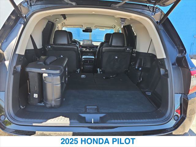 Certified 2025 Honda Pilot EX-L image 23
