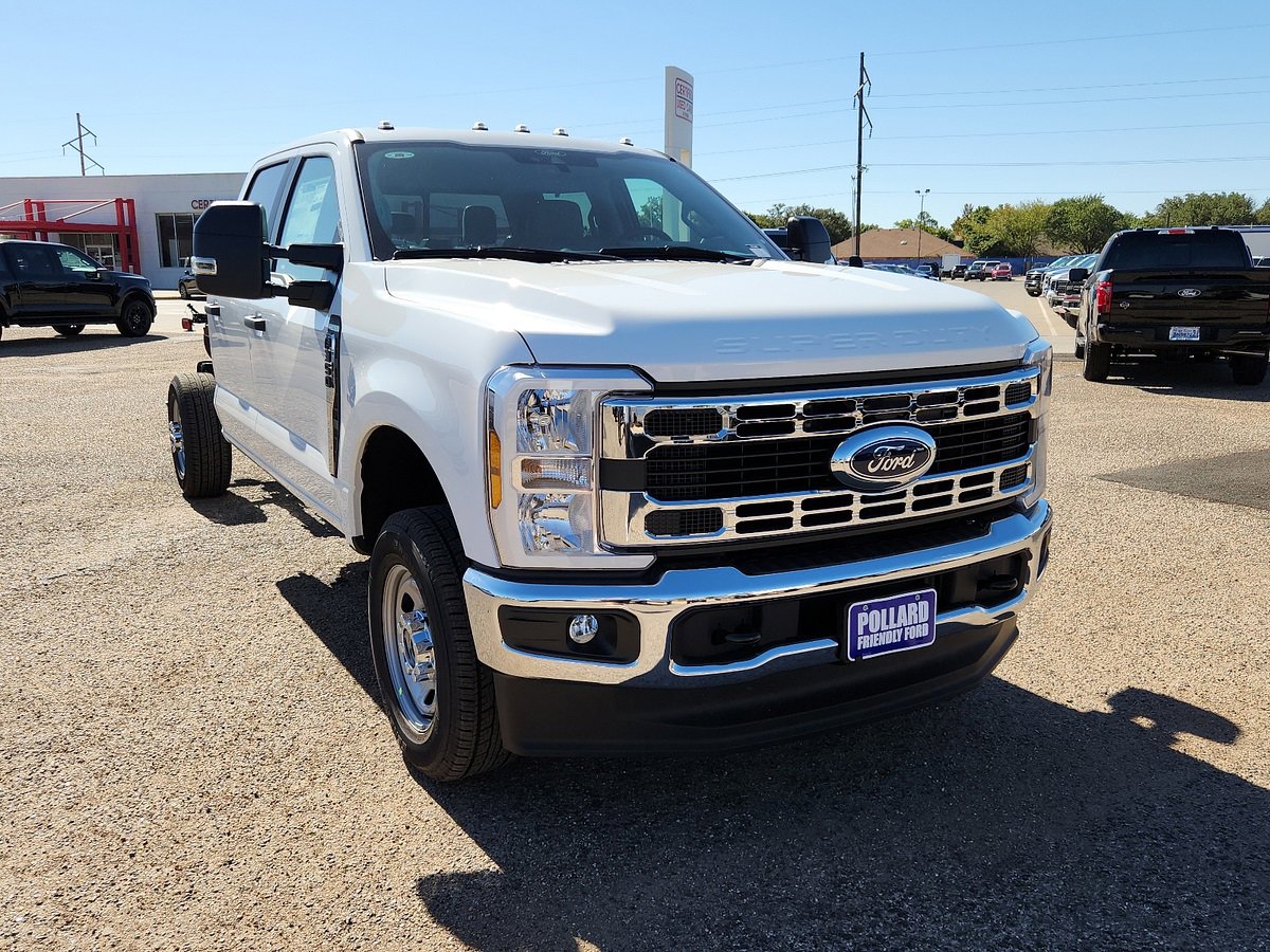 New 2024 Ford F350 XL w/ XL Chrome Package image 6