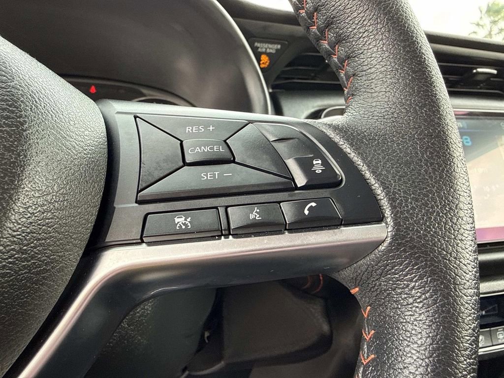 Used 2024 Nissan Kicks SR image 30