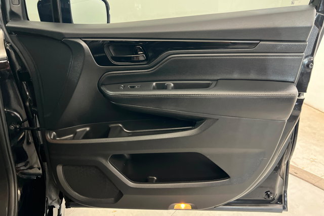 Used 2022 Honda Odyssey Elite image 23
