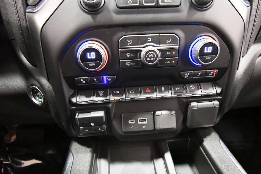 Used 2023 Chevrolet Silverado 2500 LTZ AWD/4WD image 25