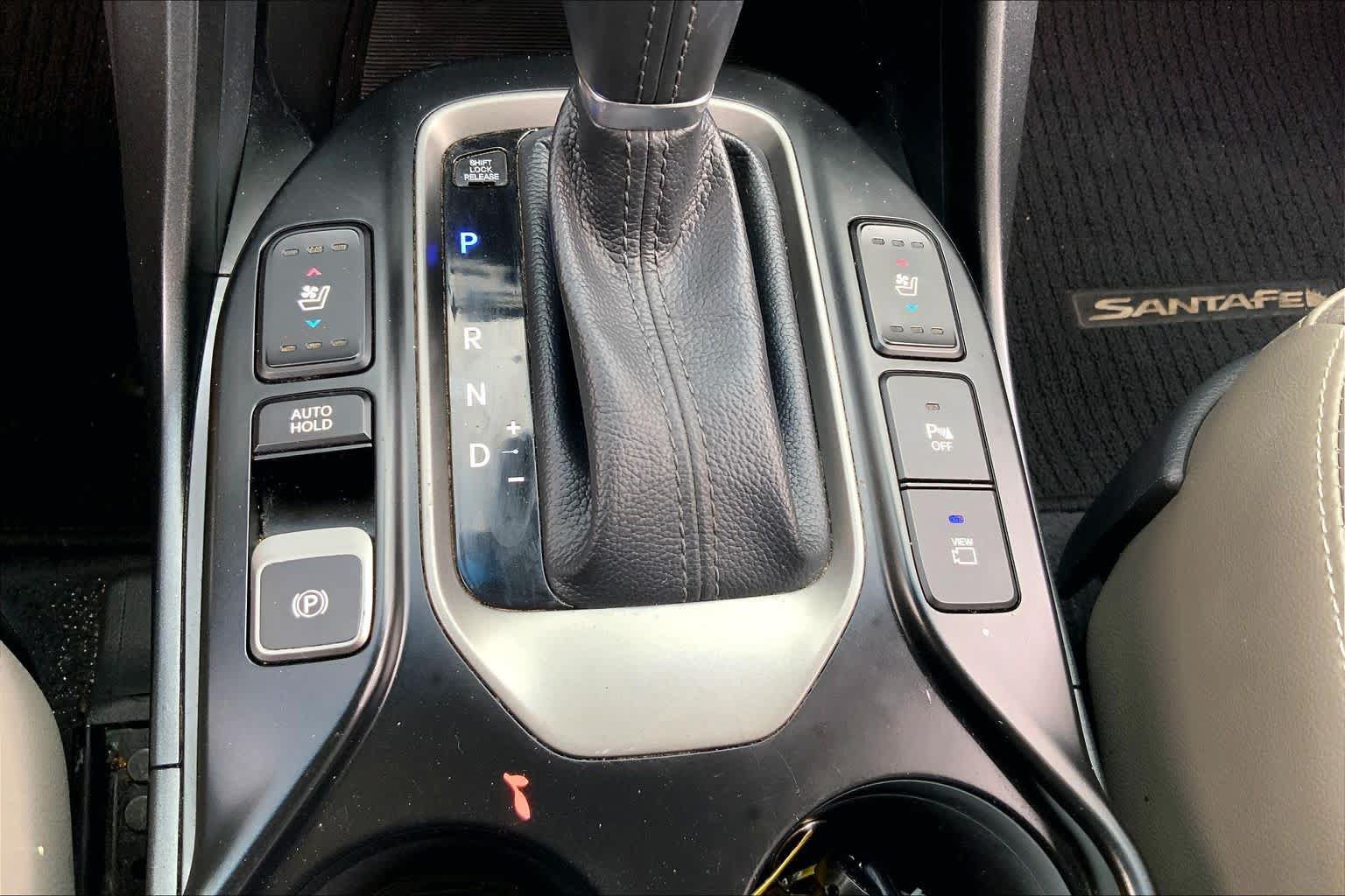 Used 2019 Hyundai Santa Fe XL FWD image 15