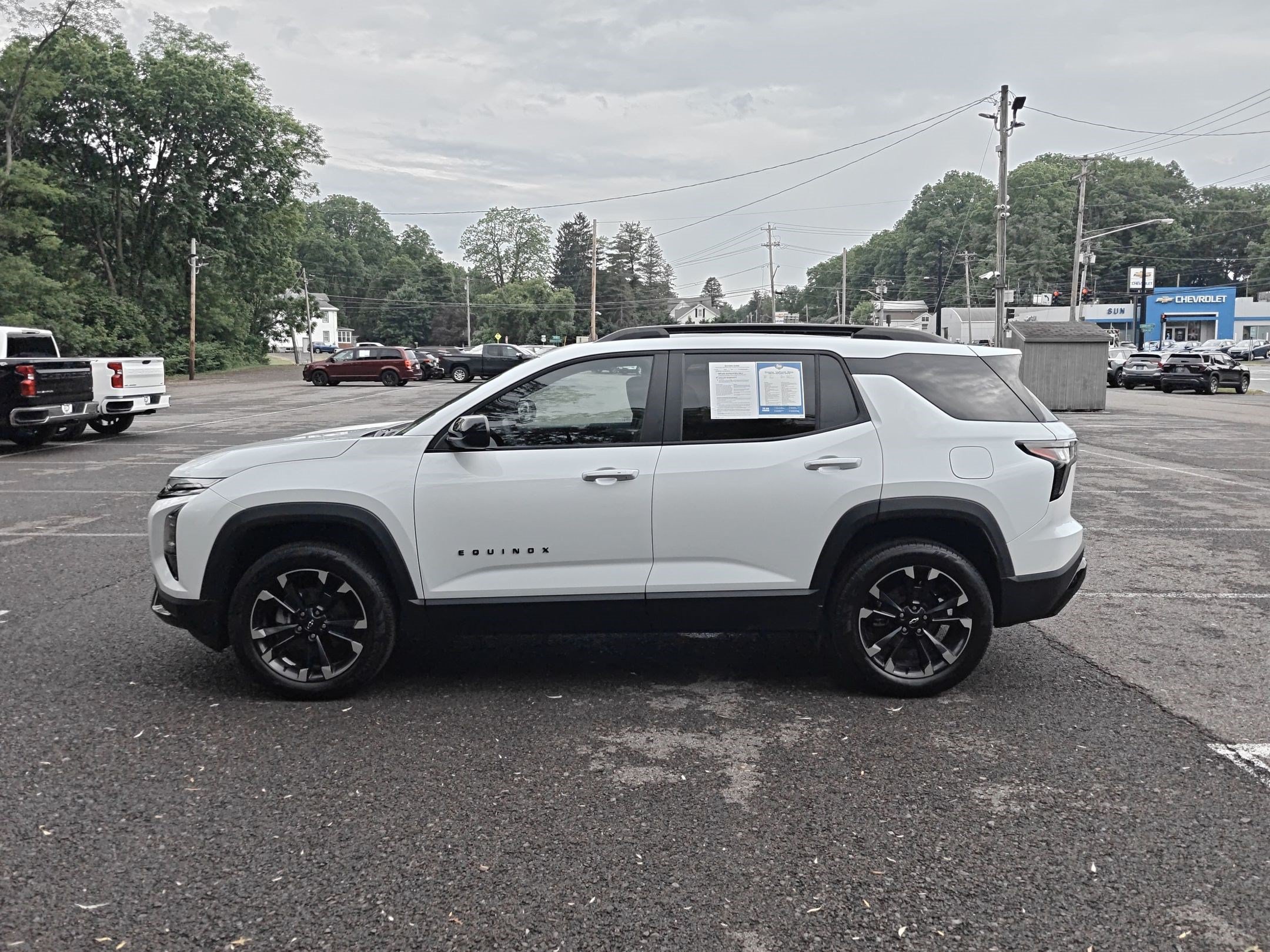 Certified 2026 Chevrolet Equinox RS AWD/4WD image 2