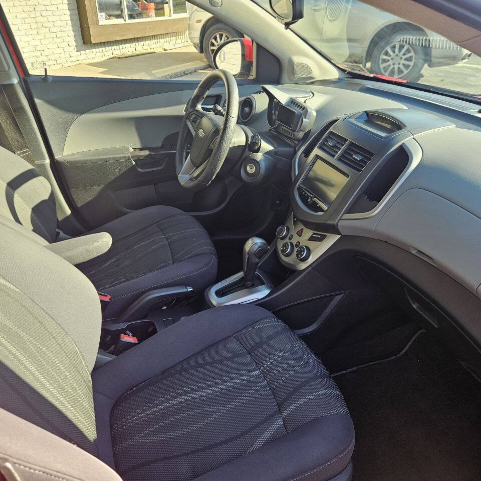 Used 2014 Chevrolet Sonic LT w/ Wheels and Fog Lamp Package FWD image 14