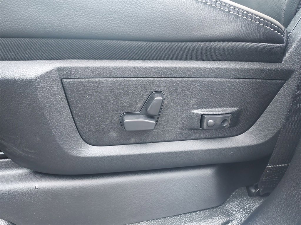 New 2026 RAM 5500 Tradesman w/ Laramie Trim Package image 18