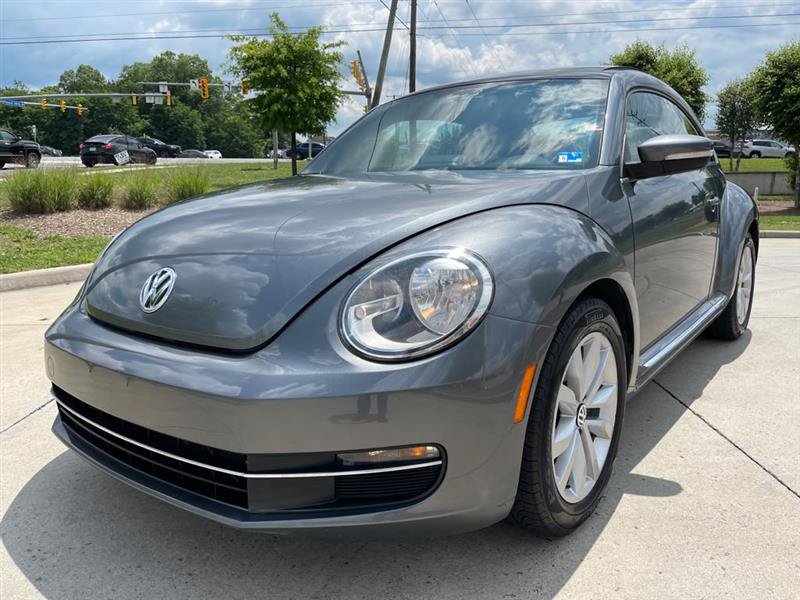 Used 2013 Volkswagen Beetle TDI FWD image 39