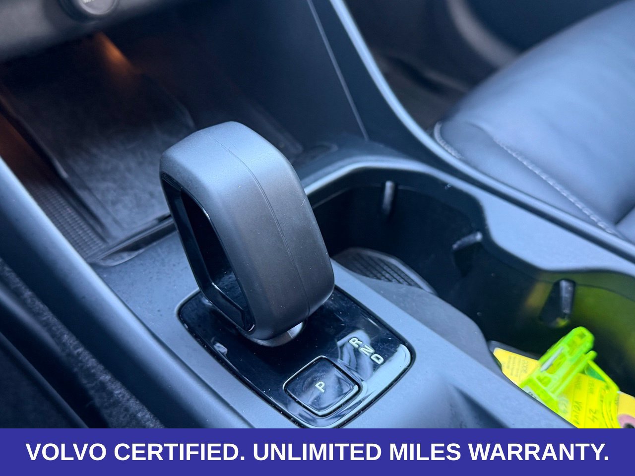 Certified 2024 Volvo XC40 B5 Core AWD/4WD image 26