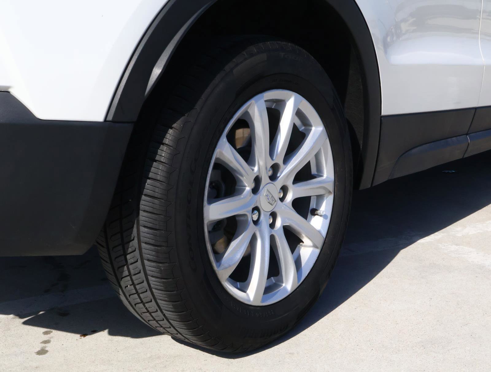 Used 2023 Cadillac XT4 Luxury image 12