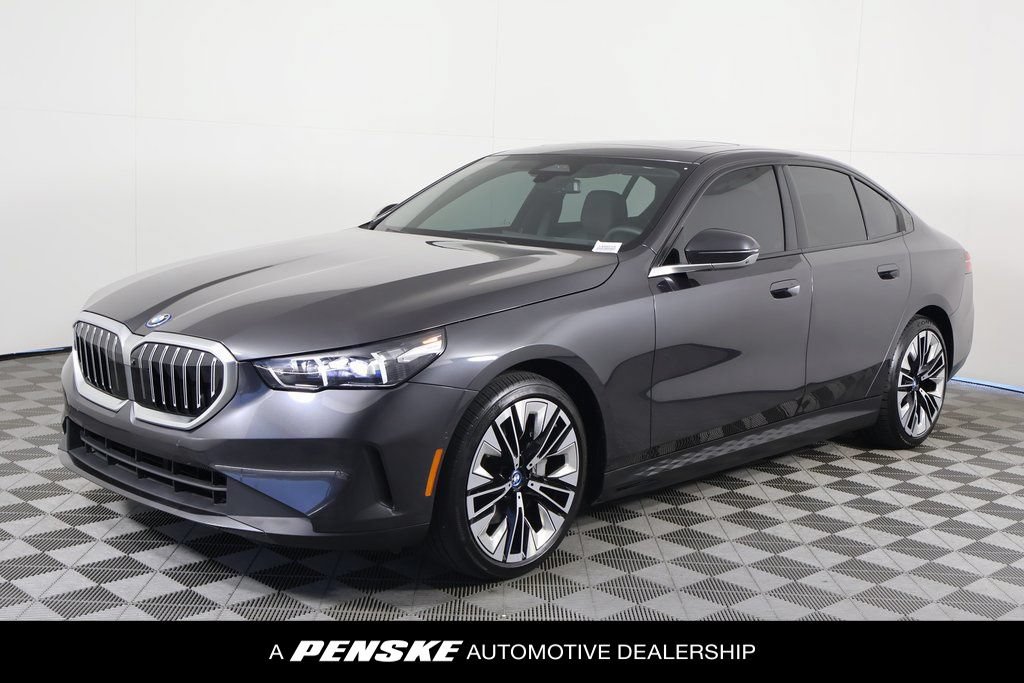 Used 2025 BMW i5 xDrive40 w/ Premium Package AWD/4WD video 1