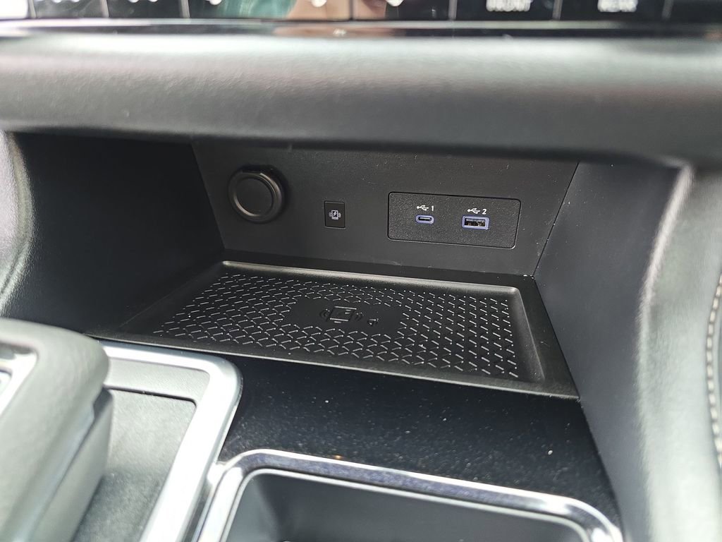 Used 2025 Nissan Pathfinder SL w/ SL Premium Package image 19