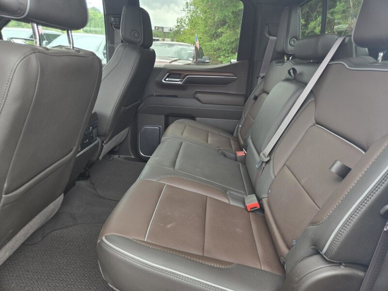 Used 2023 GMC Sierra 1500 Denali w/ Denali Reserve Package image 26