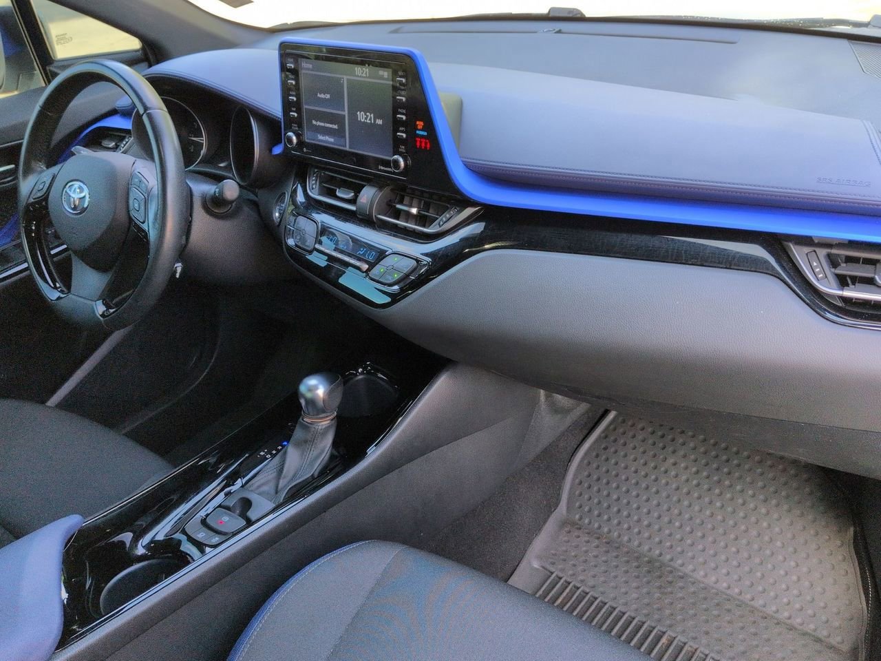 Used 2021 Toyota C-HR XLE image 25
