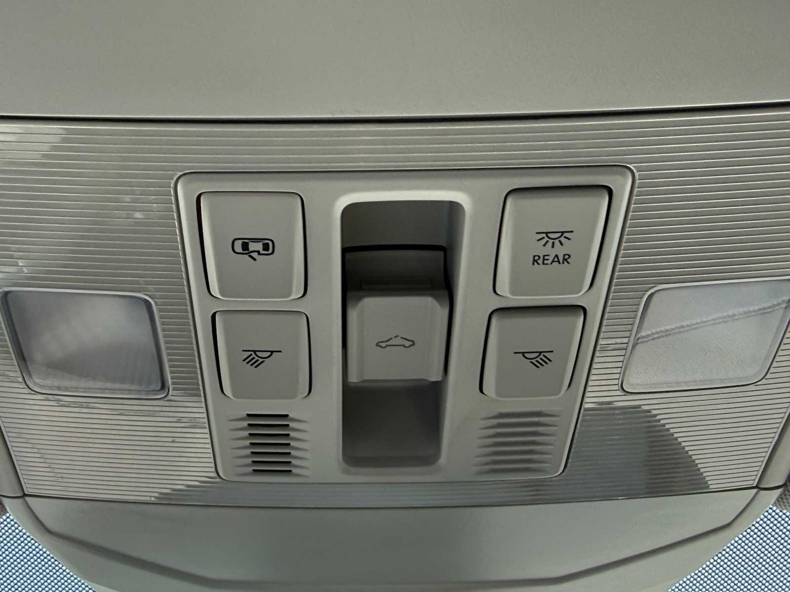 Certified 2023 Volkswagen Jetta SE FWD image 30